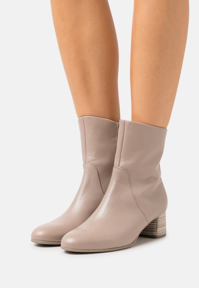 Beige Gabor Classic Ankle Boots