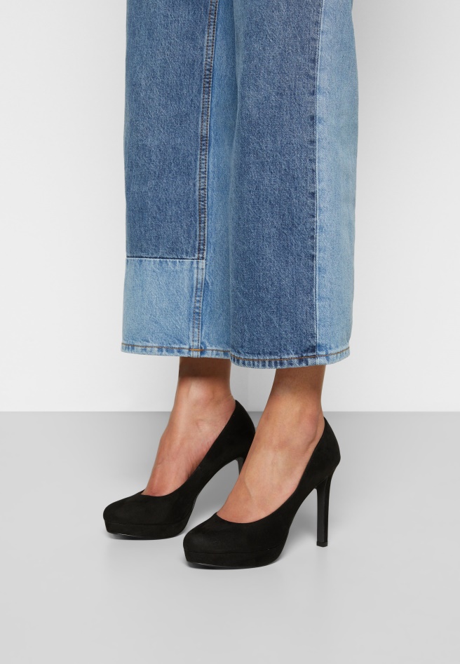 Black High Heels Gabor