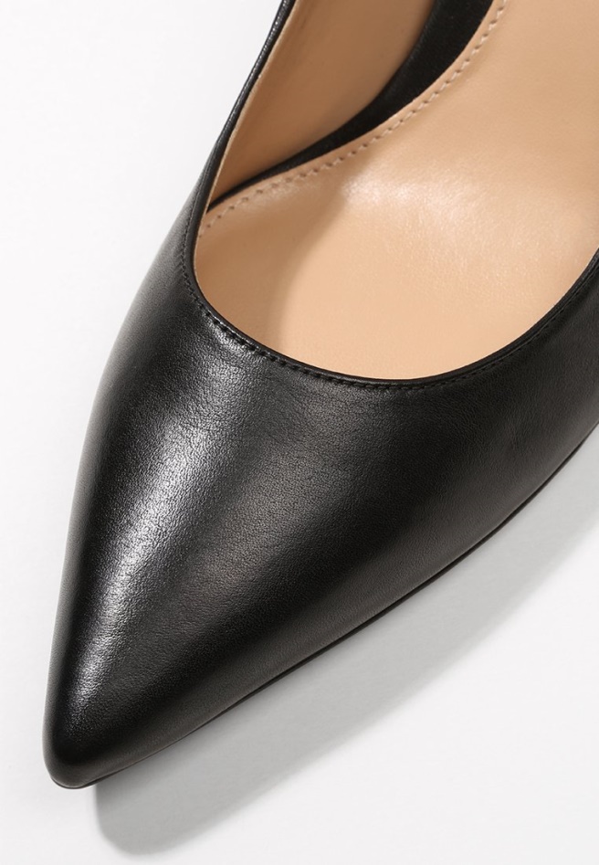 Black Lanette Leather Pump - Classic Heels Gabor