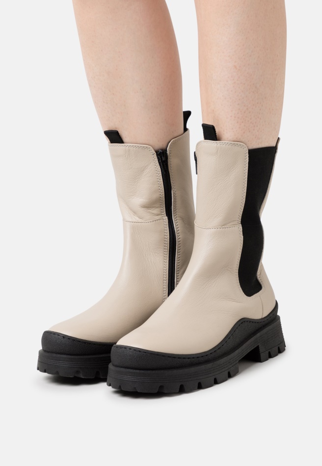 Classic Ankle Boots Panna Gabor