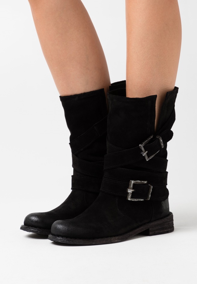 Gabor Black Cowboy/Biker Ankle Boot