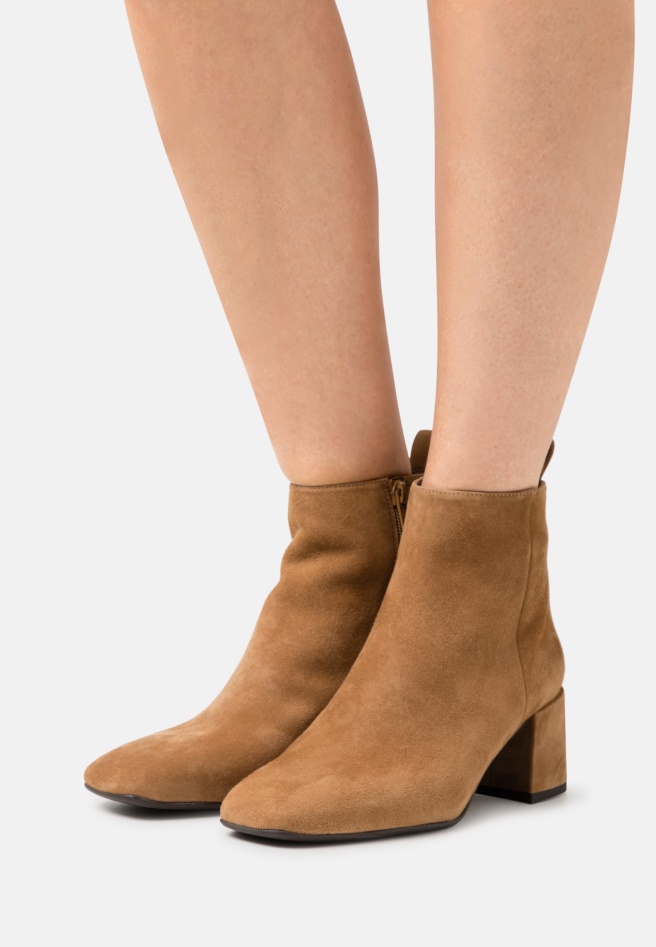 Gabor Classic Ankle Boots Taupe