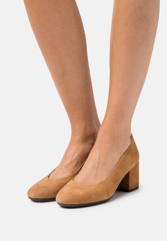 Gabor Classic Heels Camel
