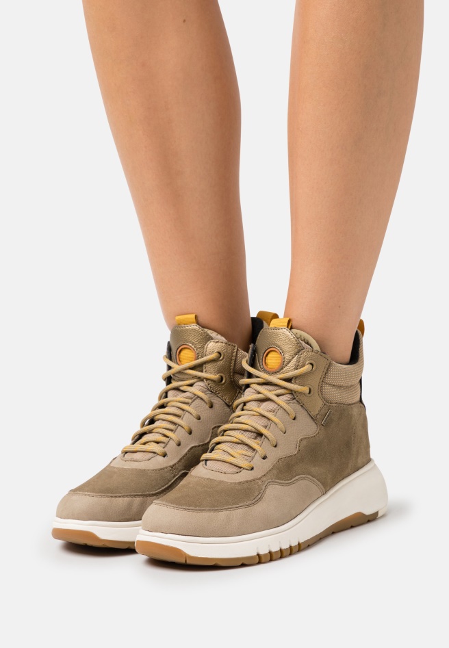 Gabor High-Top Trainers Black