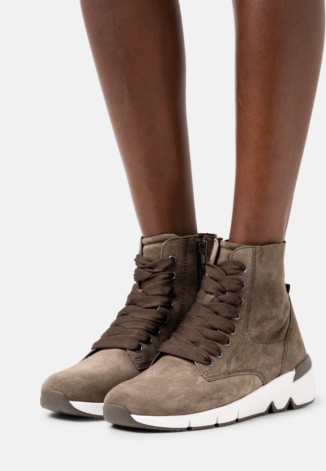 Gabor Rot High-Top Trainers