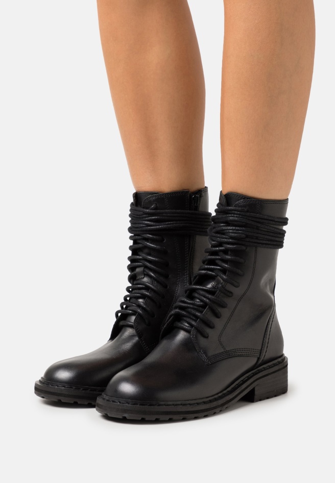 Lace-Up Ankle Boots Black Gabor