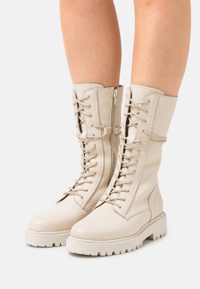 Lace-Up Boots Panna Gabor