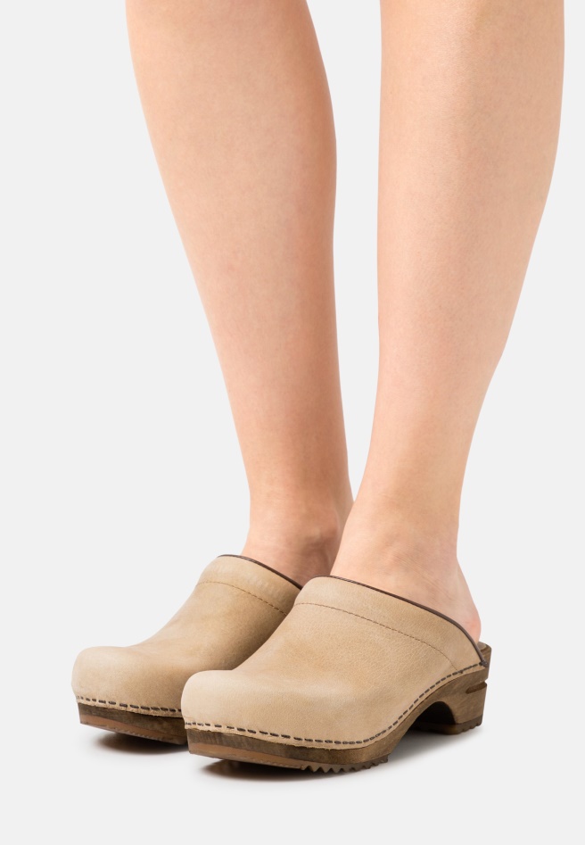 Nude Clogs Gabor
