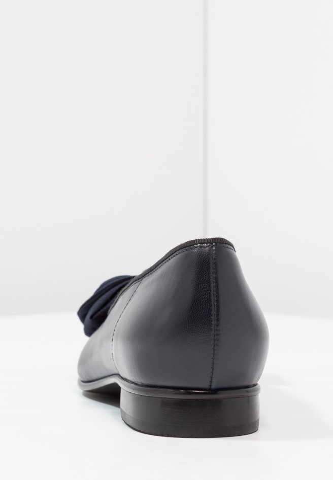 Ocean Gabor Ballet Pumps