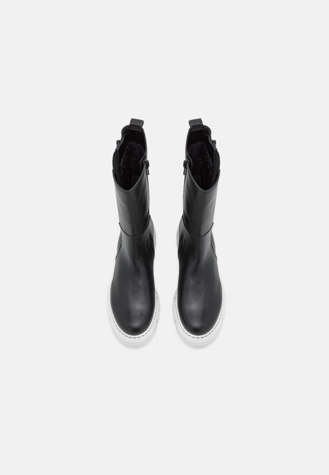 Platform Boots Black/White Gabor