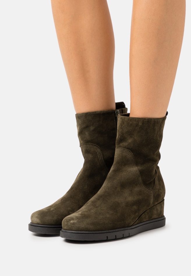 Sand Gabor Platform Ankle Boots