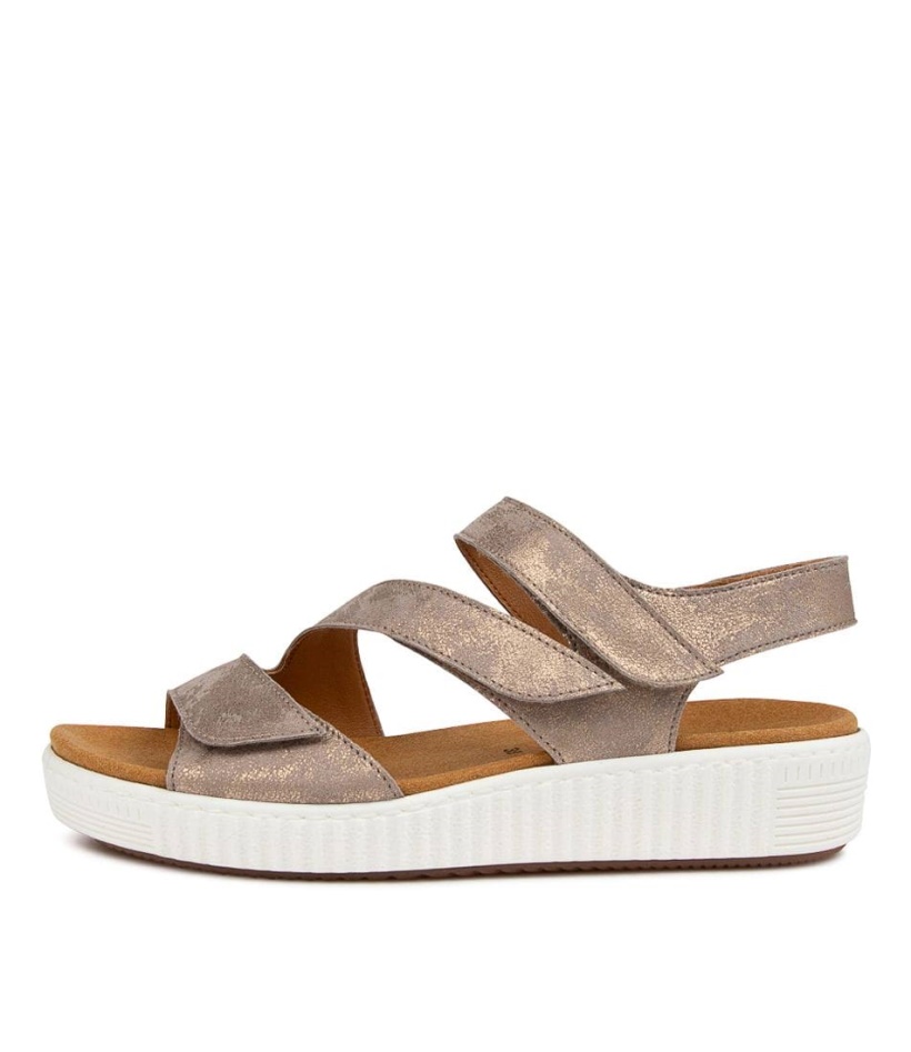 Gabor Brielle Muschel